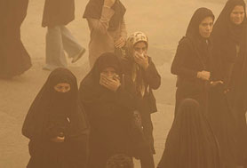 گرد و غبار باعث افزایش مهاجرت اجباری از خوزستان شده است گرد و غبار باعث افزایش مهاجرت اجباری از خوزستان شده است