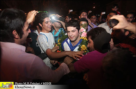 مراسم استقبال مردمی از نواب نصیر شلال قهرمان المپیک / khouznews.ir