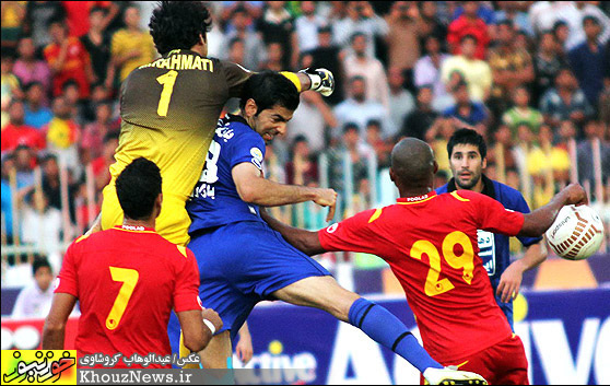 دیدار استقلال تهران و فولاد خوزستان