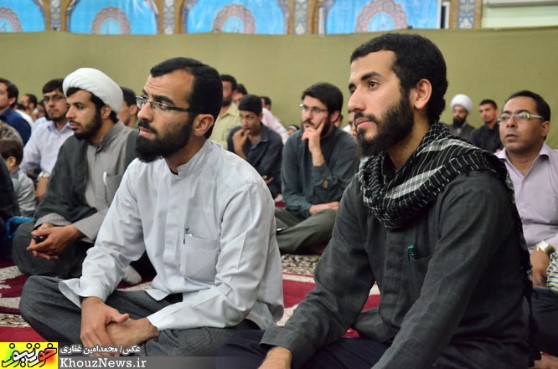 تجمع هیئات مذهبی اهواز در اعتراض به هتک حرمت مقبره حجربن عدی