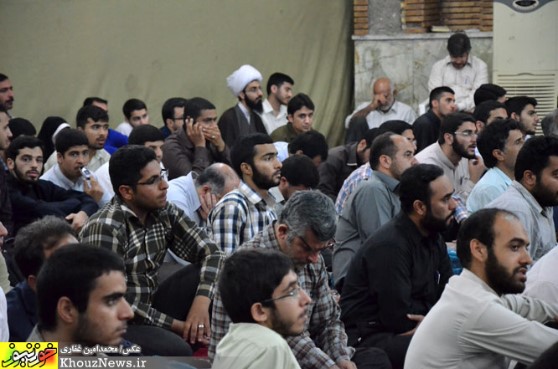 تجمع هیئات مذهبی اهواز در اعتراض به هتک حرمت مقبره حجربن عدی
