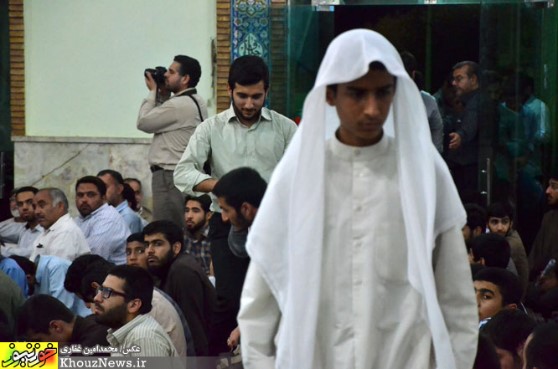 تجمع هیئات مذهبی اهواز در اعتراض به هتک حرمت مقبره حجربن عدی