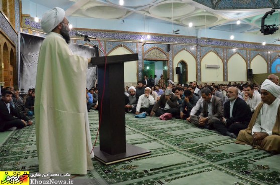 تجمع هیئات مذهبی اهواز در اعتراض به هتک حرمت مقبره حجربن عدی