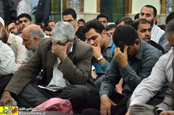 تجمع هیئات مذهبی اهواز در اعتراض به هتک حرمت مقبره حجربن عدی