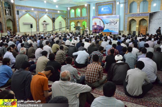 تجمع هیئات مذهبی اهواز در اعتراض به هتک حرمت مقبره حجربن عدی