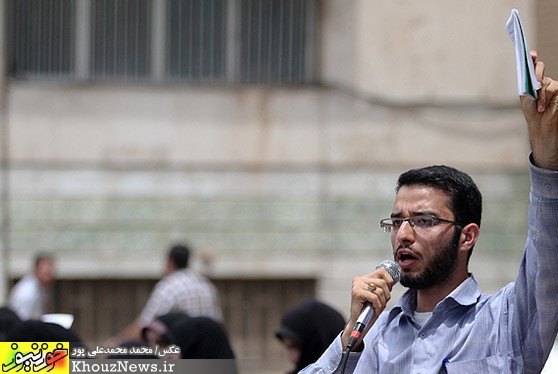 تجمع دانشگاهيان اهواز در اعتراض به هتک حرمت صحابی پيامبر(ص)