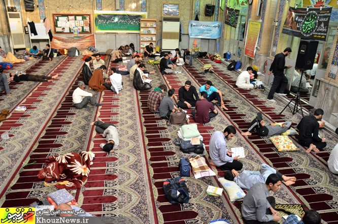 مراسم اعتکاف در مسجد آیت الله شفیعی اهواز