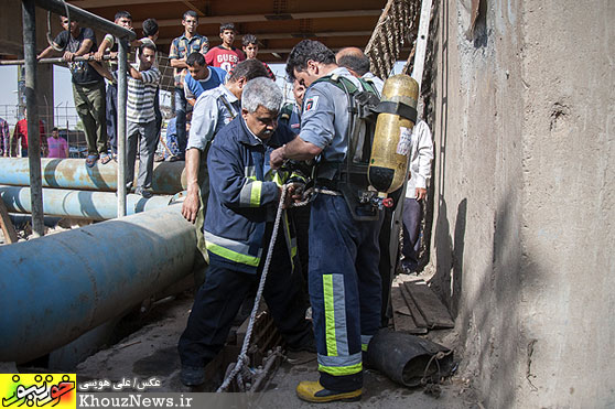 مرگ 2 تن در حادثه عمليات لايروبي فاضلاب در اهواز