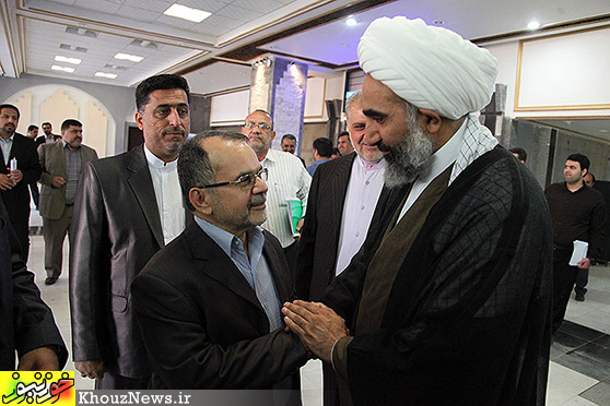 نشست مدیرعامل منطقه آزاد اروند با مسئولین شهرهای آبادان و خرمشهر