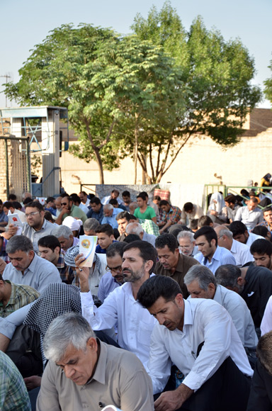 مراسم دعای عرفه در آستان علی بن مهزیار اهوازی