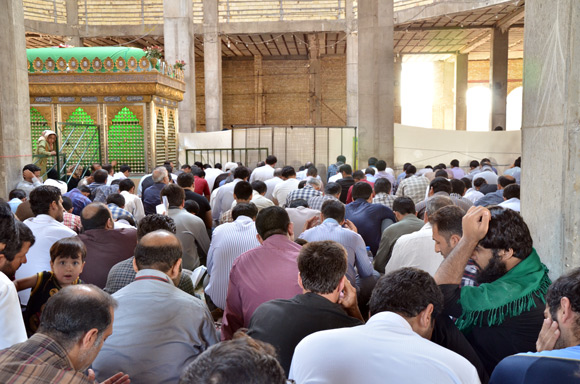 مراسم دعای عرفه در آستان علی بن مهزیار اهوازی