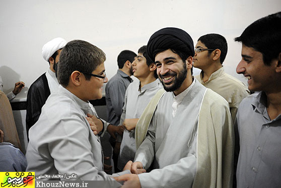آئین عمامه‌گذاری طلاب حوزه‌های علمیه اهواز