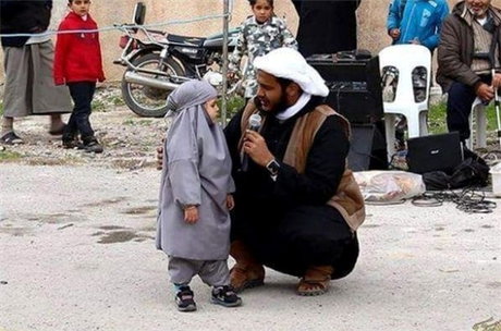 توبه‌ دختر‌ داعشی‌ بخاطر باب‌اسفنجی و باربی
