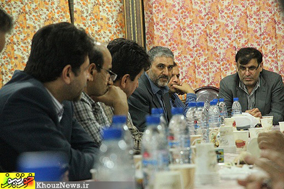 نشست رئیس دانشگاه علوم پزشکی  اهواز با فرماندهان نیروهای مسلح خوزستان