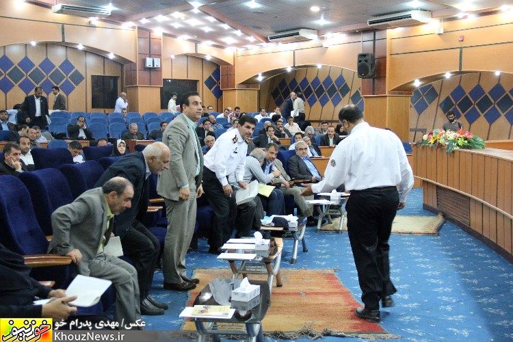 کارگروه تخصصی ایمن سازی جاده های درون و برون شهری استان خوزستان