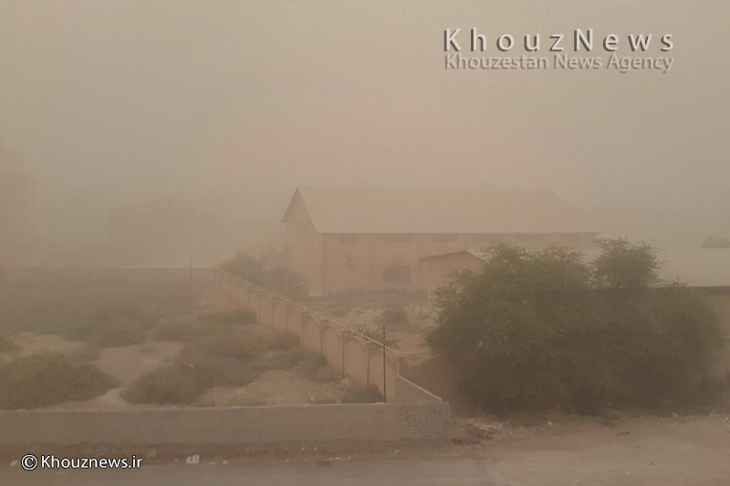 فیلم/ عکس/ کاربران/  طوفان گرد و خاک در اهواز