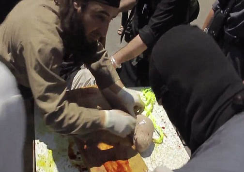 قطع دست و پا با ساطور داعشی/عکس