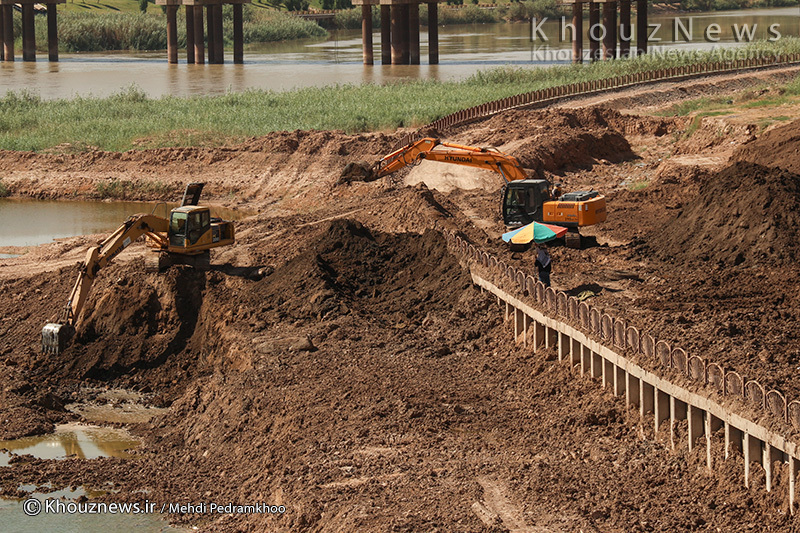 وقتی خاکریزی جایگزین لایروبی کارون می‌شود/ کاهش عرض کارون به 50 متر