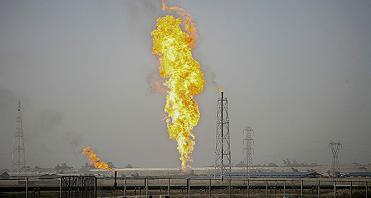شرکت نفت؛ عامل بروز بیماری‌های تنفسی در خوزستان