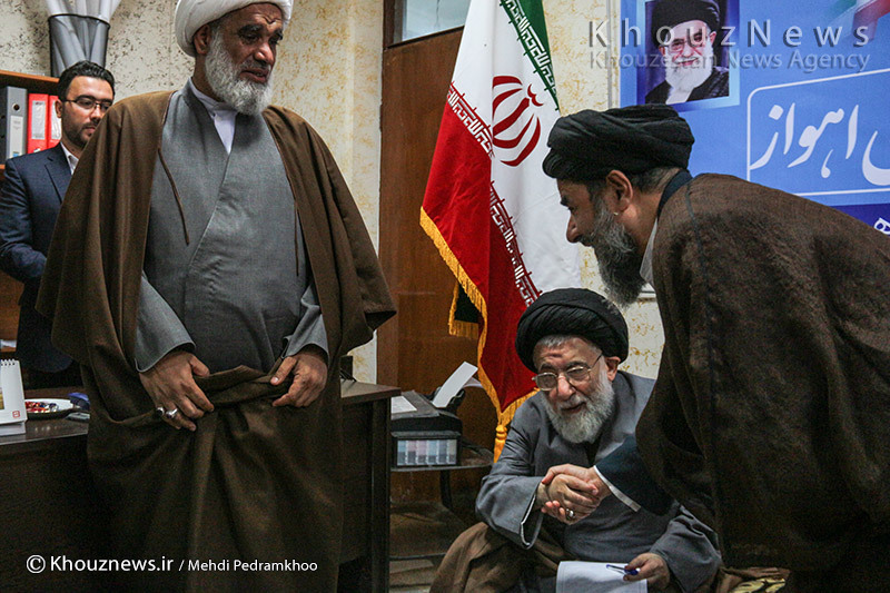 آغاز نام نویسی کاندیداهای انتخابات مجلس خبرگان /  4 روحانی برجسته خوزستانی ثبت نام کردند