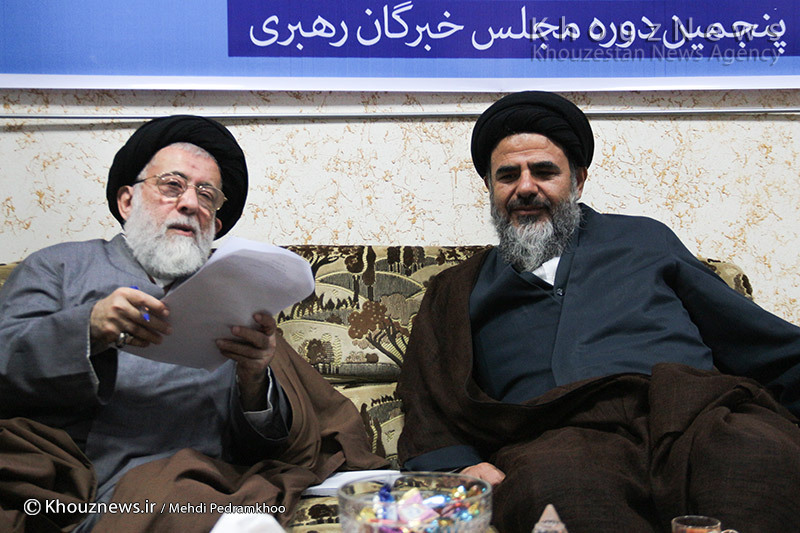 آغاز نام نویسی کاندیداهای انتخابات مجلس خبرگان /  4 روحانی برجسته خوزستانی ثبت نام کردند