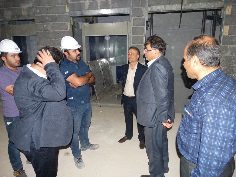بازدید رئیس دانشگاه علوم پزشکی اهواز از روند رو به اتمام احداث ساختمان بیمارستان جدید ابوذر اهواز