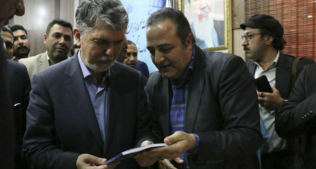 هشت کتاب شاعران خوزستان با حضور وزیر ارشاد رونمایی شد