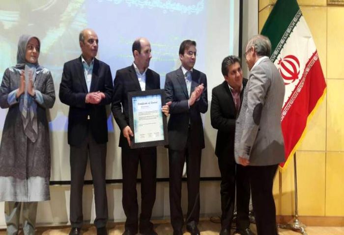 اعطای گواهی ملی نشان برتر مسئولیت اجتماعی به شرکت آب جنوب شرق خوزستان