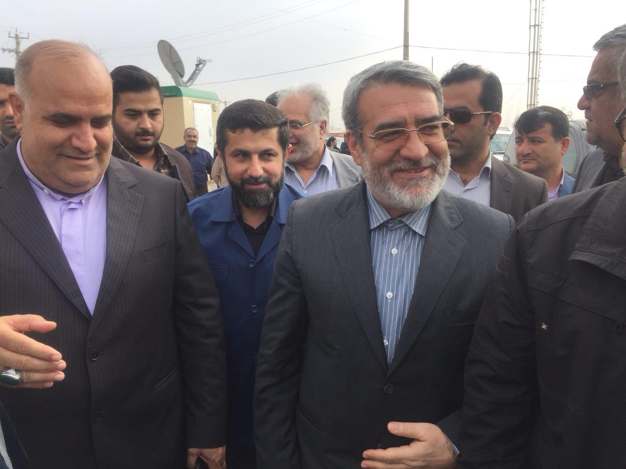 وزیر کشور از پایانه مرزی شلمچه بازدید کرد وزیر کشور از پایانه مرزی شلمچه بازدید کرد
