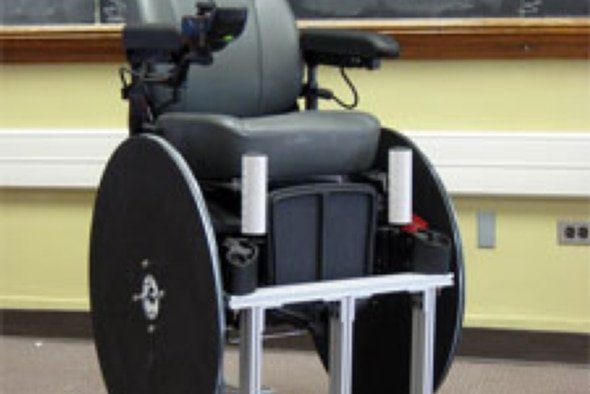 تولید صندلی چرخ‌دار سبک با دانش و فناوری بومی
