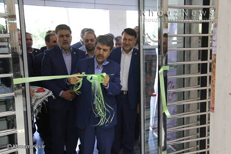 افتتاح ساختمان شعبه شریعتی بانک مهر اقتصاد در اهواز/ نشست مشترک مدیران بانک مهر اقتصاد و مدیرکل منابع طبیعی استان برای ادامه نهال کاری در خوزستان