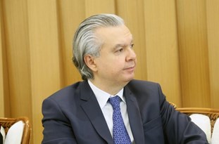 پخش مستند «سفر سفیر به برزیل به آبادان» از سیما پخش مستند «سفر سفیر به برزیل به آبادان» از سیما