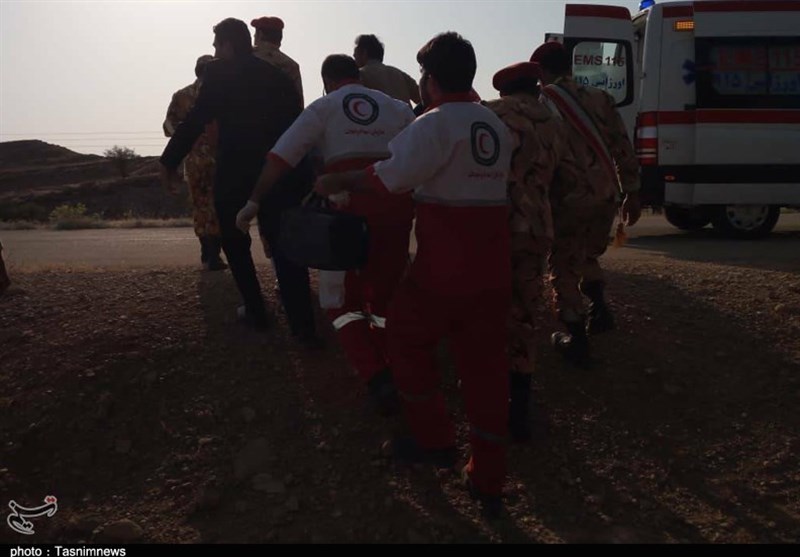 واژگونی خودروی اعضای شورای شهر مسجدسلیمان روی باند فرودگاه + تصاویر