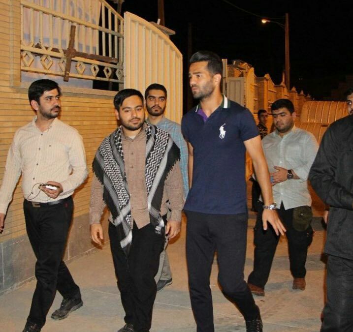 حضور مسعود شجاعی در آبادان و تقبل هزینه 3 دستگاه آب شیرین کن صنعتی حضور مسعود شجاعی در آبادان و تقبل هزینه 3 دستگاه آب شیرین کن صنعتی