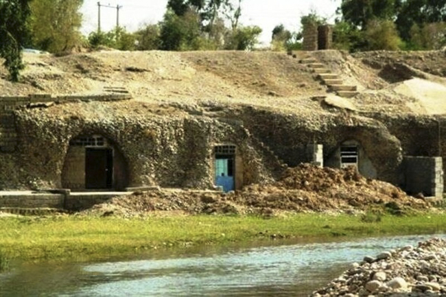 از شکوه همنشینی رود و صخره در «چال کندی» تا فرار از گرما در «کت» از شکوه همنشینی رود و صخره در «چال کندی» تا فرار از گرما در «کت»