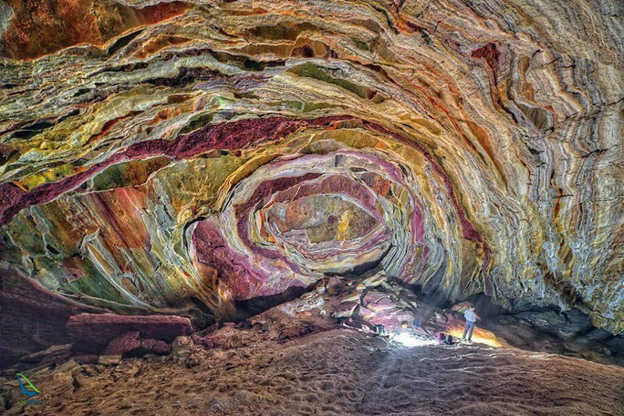 ژئوپارک قشم بار دیگر در خطر حذف از یونسکو ژئوپارک قشم بار دیگر در خطر حذف از یونسکو