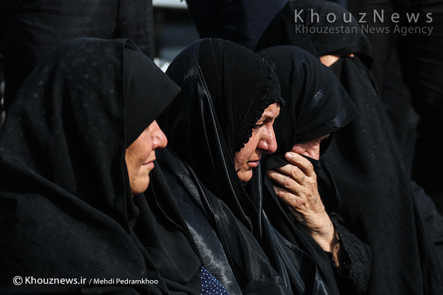تصاویر / تشییع پیکر پاک سرداران شهید مدافعان حرم در اهواز