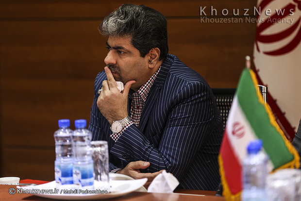 تصاویر / نشست مشترک فولاد اکسین خوزستان با معاون اقتصادی وزیر کار