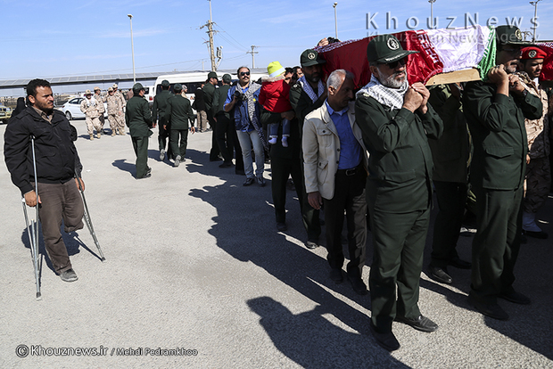 تصاویر / آیین استقبال از ورود پیکرهای مطهر ۹۸ شهید دفاع مقدس به کشور