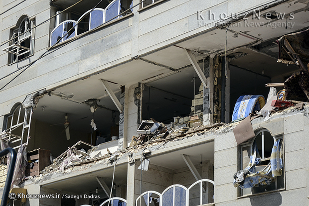 تصاویر / انفجار گاز در ساختمان پنج طبقه در زیتون کارمندی اهواز