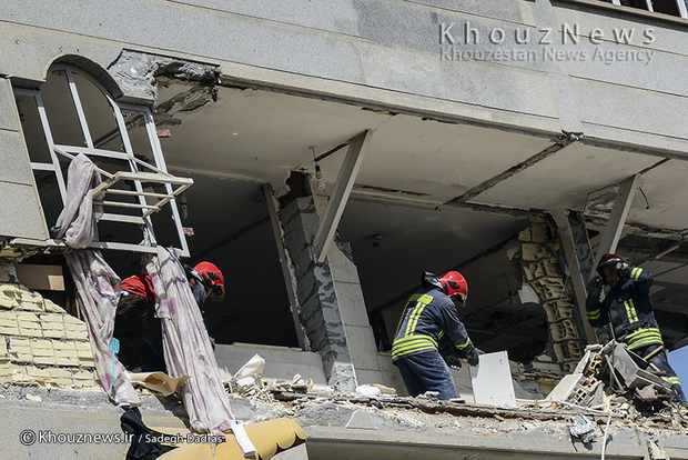 تصاویر / انفجار گاز در ساختمان پنج طبقه در زیتون کارمندی اهواز