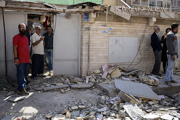 تصاویر / انفجار گاز در ساختمان پنج طبقه در زیتون کارمندی اهواز