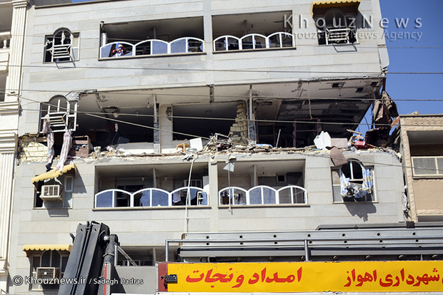 تصاویر / انفجار گاز در ساختمان پنج طبقه در زیتون کارمندی اهواز
