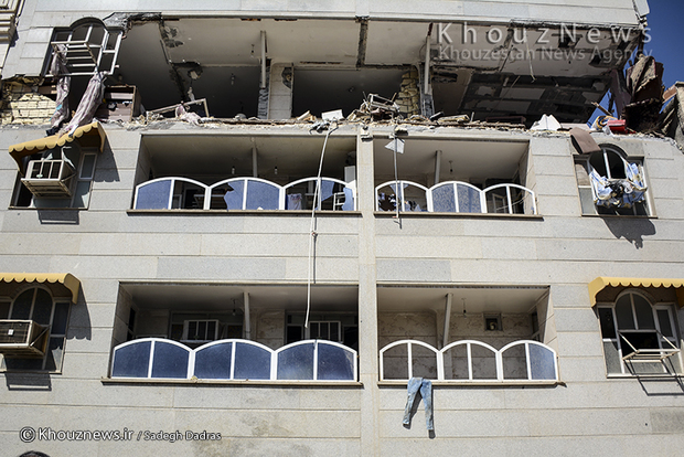 تصاویر / انفجار گاز در ساختمان پنج طبقه در زیتون کارمندی اهواز