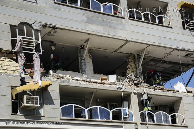 تصاویر / انفجار گاز در ساختمان پنج طبقه در زیتون کارمندی اهواز