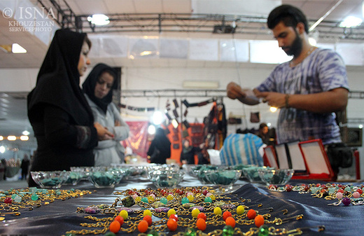 تصاویر/افتتاح نمایشگاه صنایع دستی در اهواز