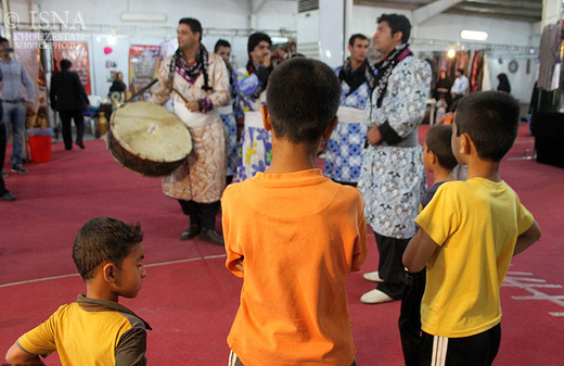 تصاویر/افتتاح نمایشگاه صنایع دستی در اهواز