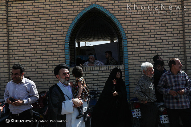 تصاویر/ تشییع وتدفین پیکر سردار شهید کجباف در شوشتر/1